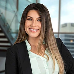 Arianna E. Roman